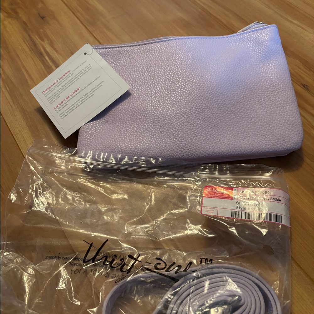 Thirty-One Lilac Pebble Pouch